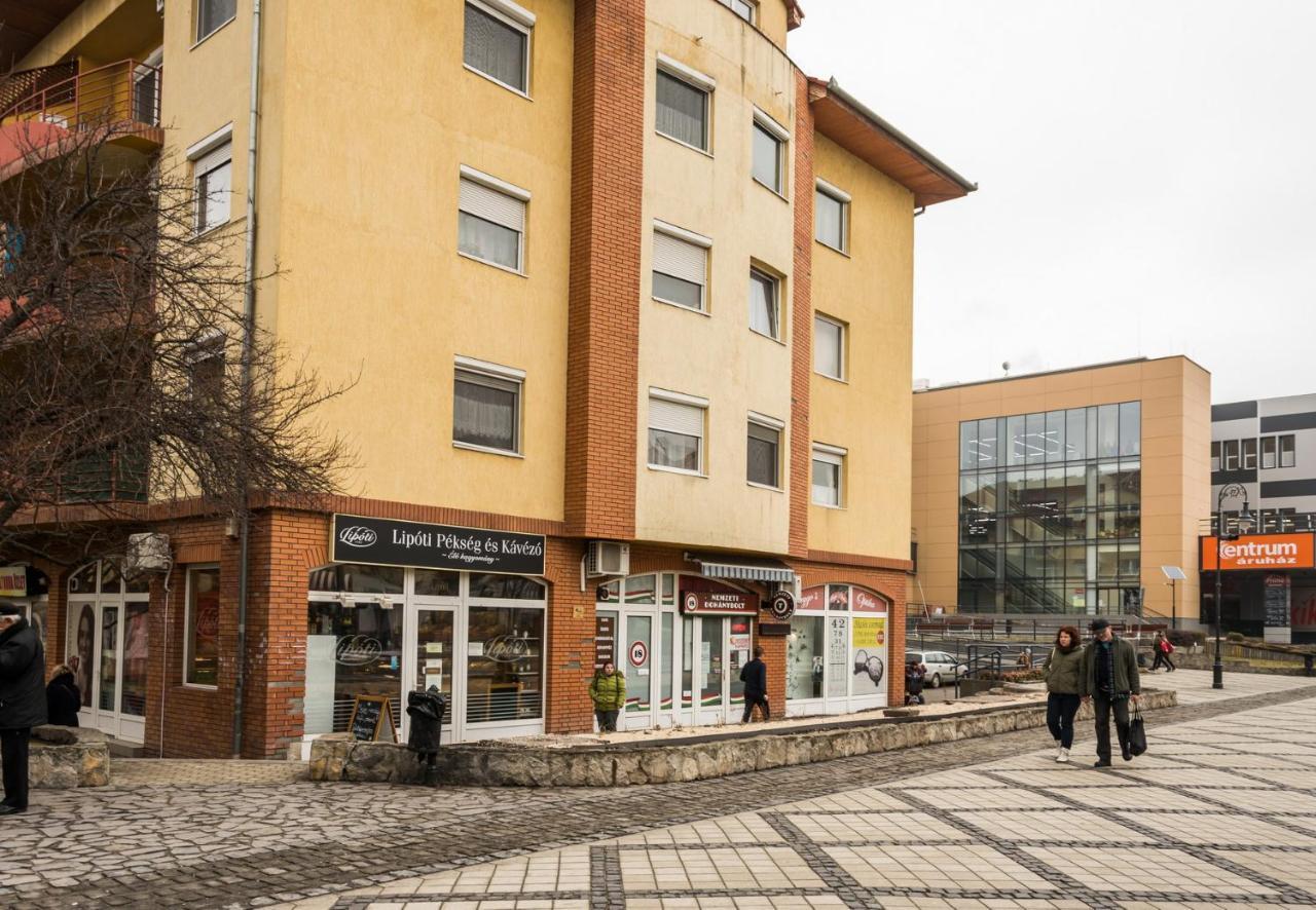 Central Home- Pesterzsebet Budapest Exterior photo