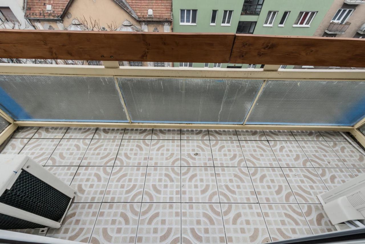 Central Home- Pesterzsebet Budapest Exterior photo