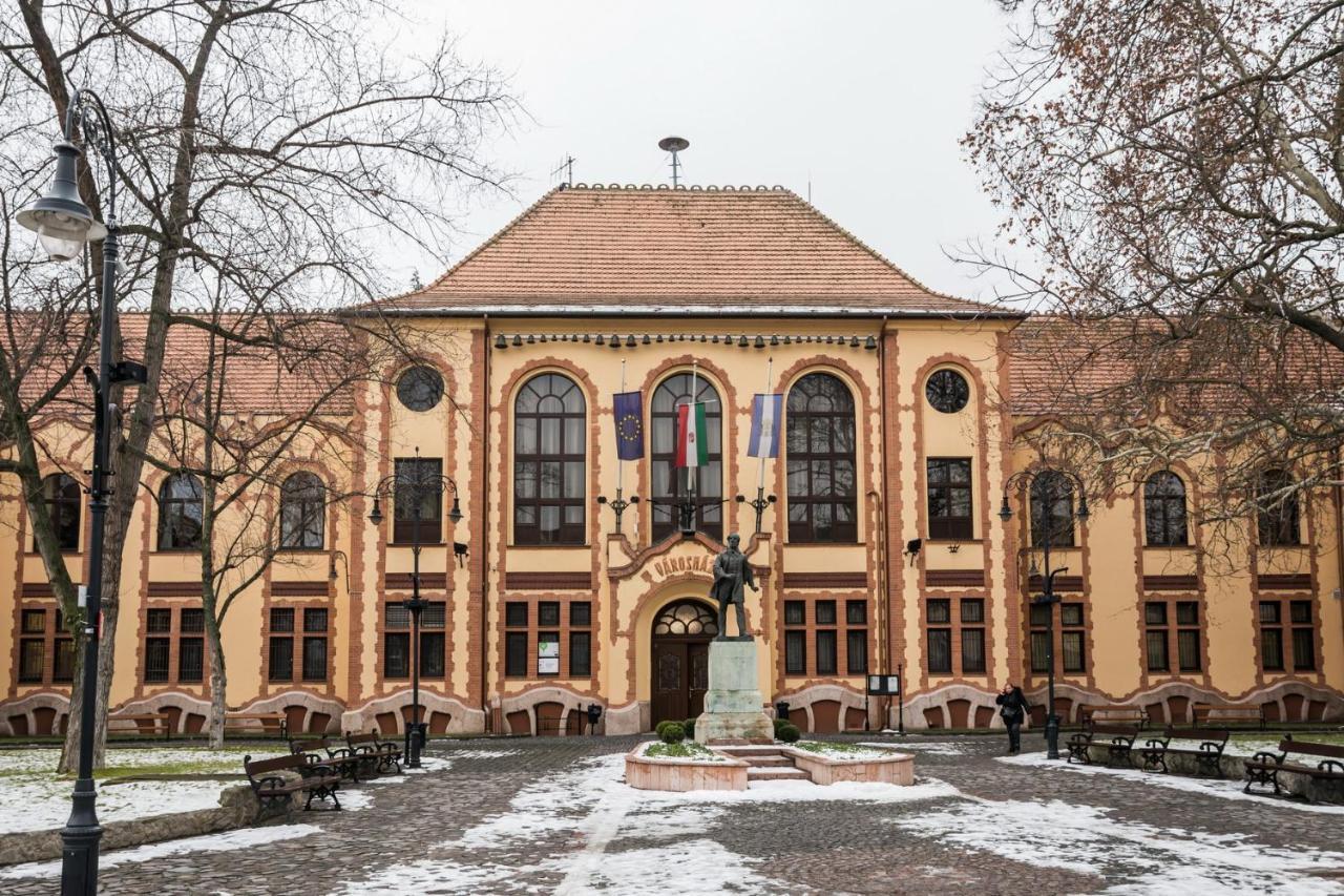Central Home- Pesterzsebet Budapest Exterior photo